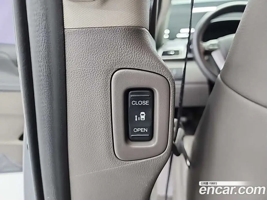 Honda Odyssey 2016 3.5 автомат (гидро), фото 14 Honda Odyssey 2016 3.5 автомат (гидро), фото 14