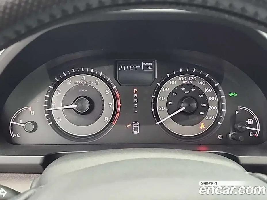Honda Odyssey 2016 3.5 автомат (гидро), фото 6 Honda Odyssey 2016 3.5 автомат (гидро), фото 6