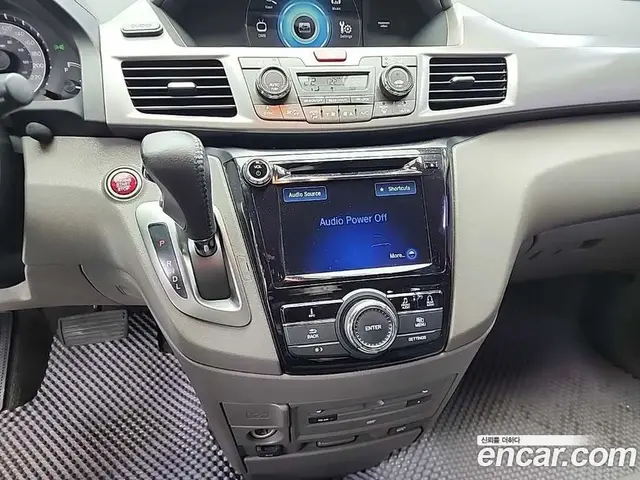 Honda Odyssey 2016 3.5 автомат (гидро), миниатюра 10 Honda Odyssey 2016 3.5 автомат (гидро), миниатюра 10