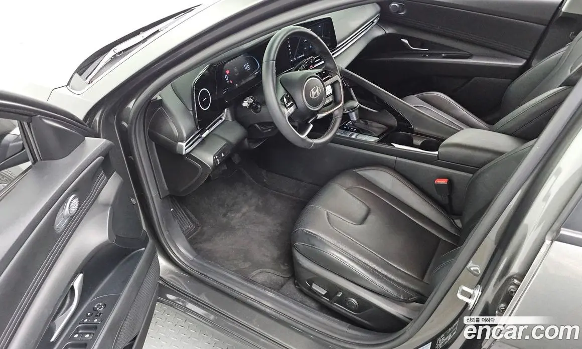 Hyundai Avante 2023 1.6 автомат (гидро), фото 10 Hyundai Avante 2023 1.6 автомат (гидро), фото 10