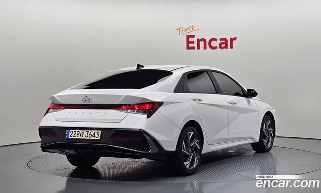 Hyundai Avante 2024 1.6 автомат (гидро), миниатюра 1 Hyundai Avante 2024 1.6 автомат (гидро), миниатюра 1