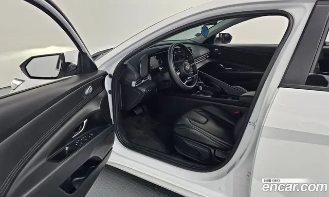 Hyundai Avante 2024 1.6 автомат (гидро), миниатюра 12