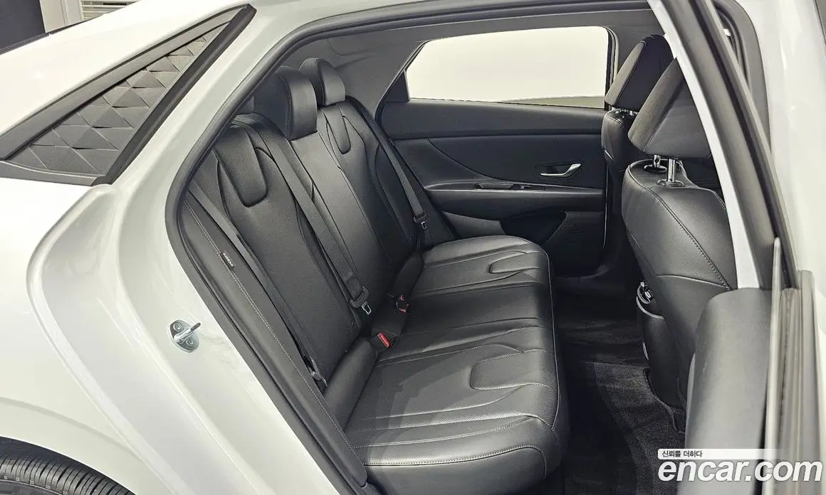 Hyundai Avante 2024 1.6 автомат (гидро), фото 15 Hyundai Avante 2024 1.6 автомат (гидро), фото 15