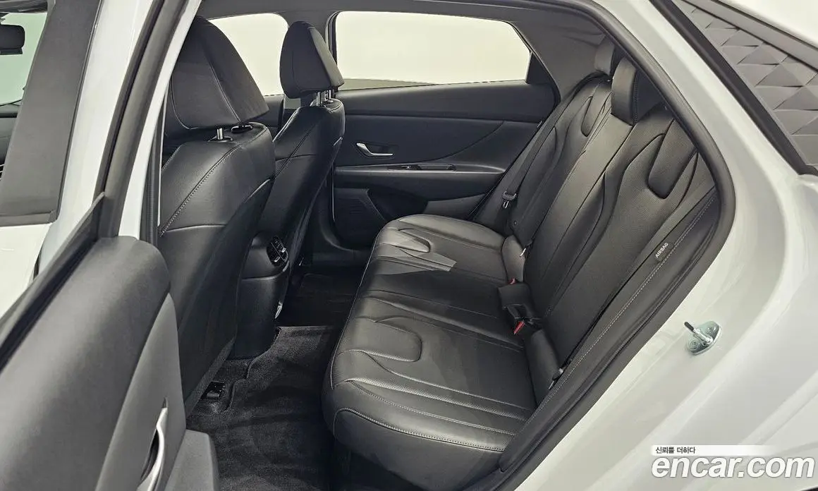 Hyundai Avante 2024 1.6 автомат (гидро), фото 17 Hyundai Avante 2024 1.6 автомат (гидро), фото 17