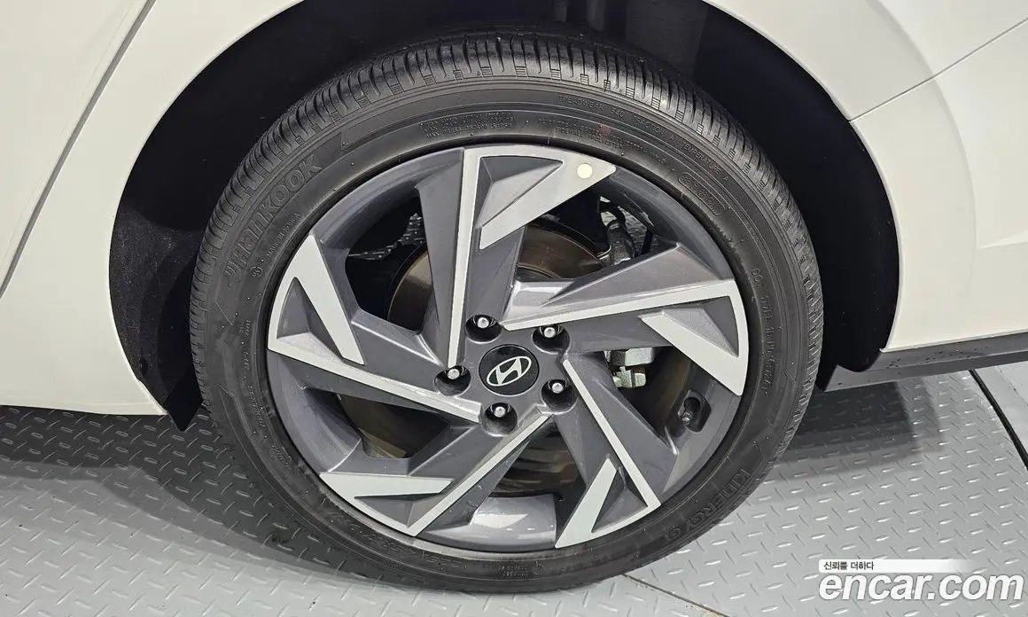Hyundai Avante 2024 1.6 автомат (гидро), фото 6 Hyundai Avante 2024 1.6 автомат (гидро), фото 6