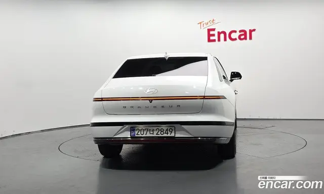 Hyundai Grandeur 2023 1.6 автомат (гидро), миниатюра 4 Hyundai Grandeur 2023 1.6 автомат (гидро), миниатюра 4