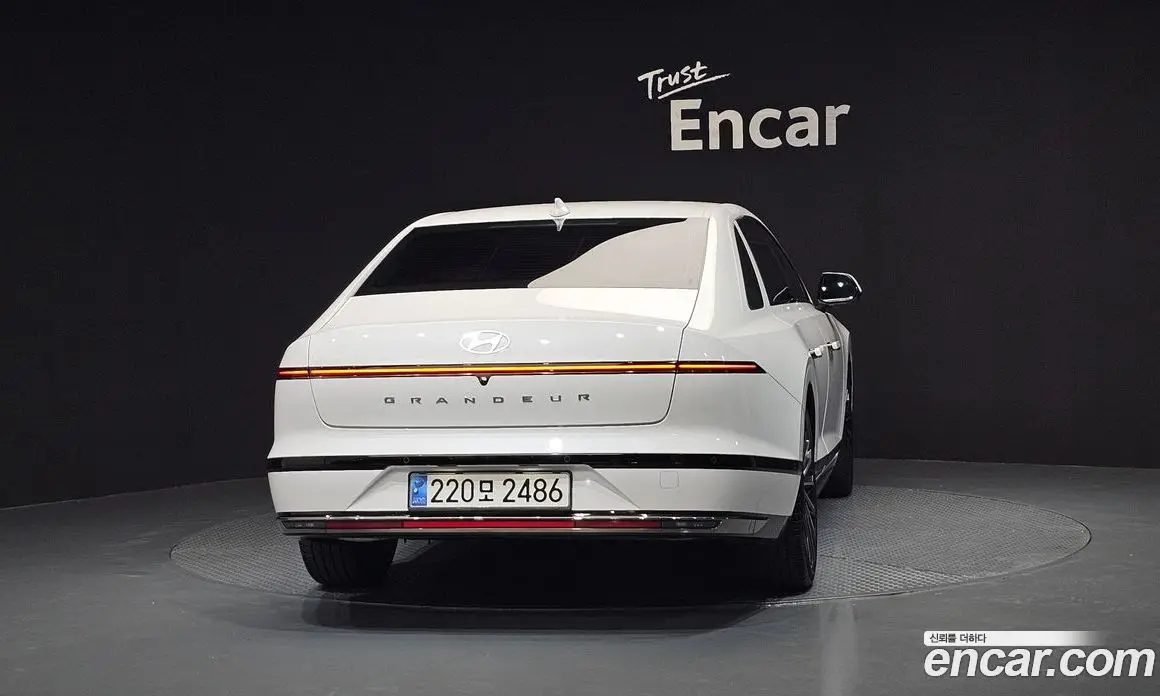 Hyundai Grandeur 2023 1.6 автомат (гидро), фото 4 Hyundai Grandeur 2023 1.6 автомат (гидро), фото 4