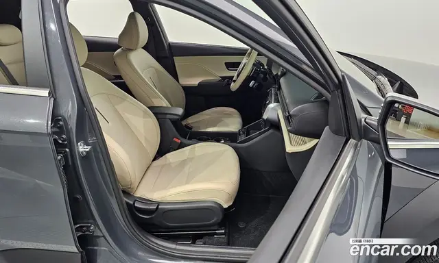 Hyundai Kona 2023 1.6 автомат (гидро), миниатюра 12