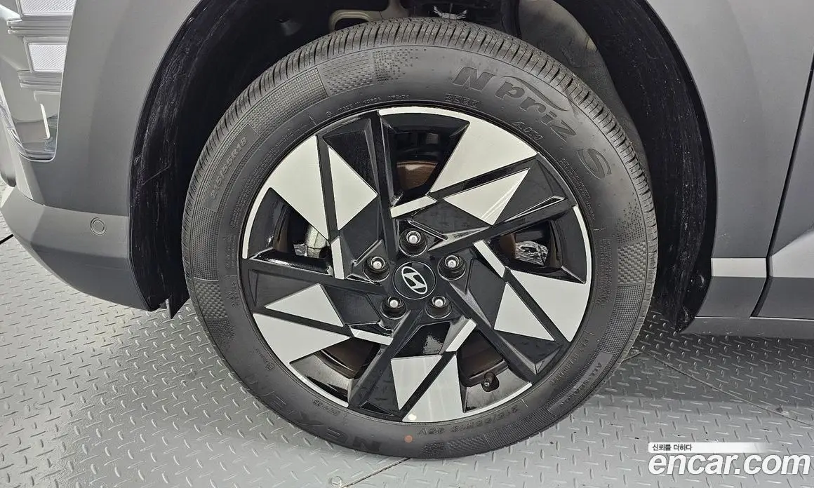 Hyundai Kona 2025 1.6 автомат (гидро), фото 4 Hyundai Kona 2025 1.6 автомат (гидро), фото 4