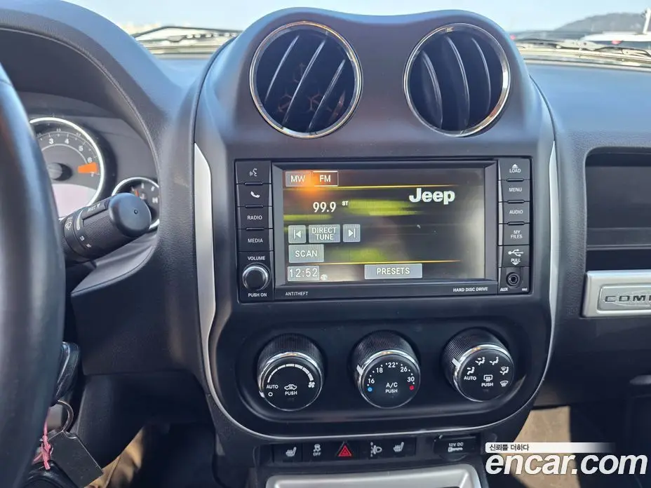 Jeep Compass 2013 2.4 автомат (гидро), фото 13 Jeep Compass 2013 2.4 автомат (гидро), фото 13