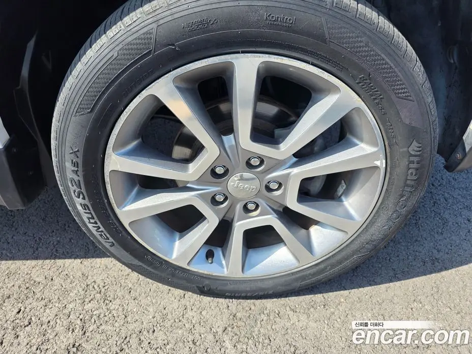 Jeep Compass 2013 2.4 автомат (гидро), фото 19 Jeep Compass 2013 2.4 автомат (гидро), фото 19