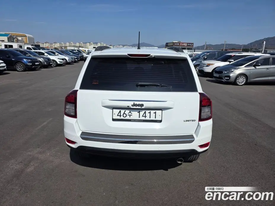 Jeep Compass 2013 2.4 автомат (гидро), фото 6 Jeep Compass 2013 2.4 автомат (гидро), фото 6