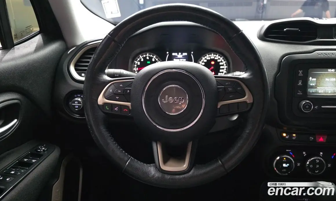 Jeep Renegade 2017 2.4 автомат (гидро), фото 13 Jeep Renegade 2017 2.4 автомат (гидро), фото 13