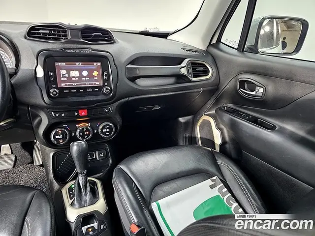Jeep Renegade 2017 2.4 автомат (гидро), миниатюра 10 Jeep Renegade 2017 2.4 автомат (гидро), миниатюра 10