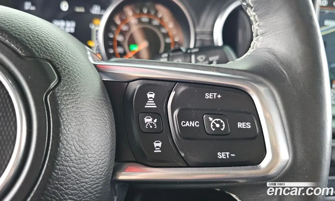 Jeep Wrangler 2019 2.0 автомат (гидро), фото 21 Jeep Wrangler 2019 2.0 автомат (гидро), фото 21