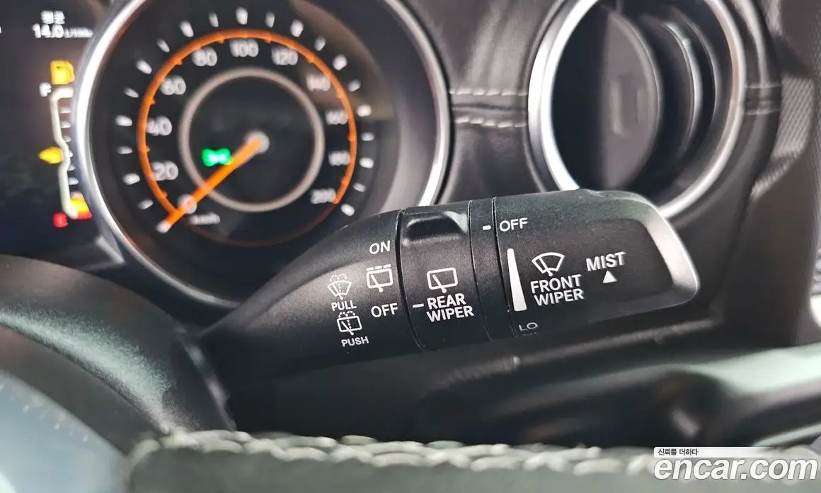 Jeep Wrangler 2019 2.0 автомат (гидро), фото 26 Jeep Wrangler 2019 2.0 автомат (гидро), фото 26