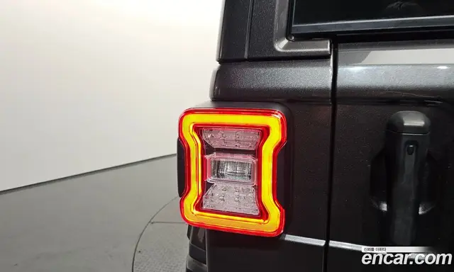 Jeep Wrangler 2019 2.0 автомат (гидро), миниатюра 9 Jeep Wrangler 2019 2.0 автомат (гидро), миниатюра 9