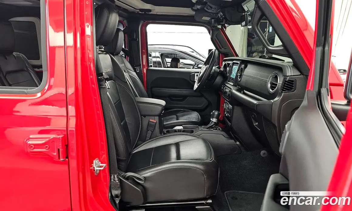 Jeep Wrangler 2019 2.0 автомат (гидро), фото 11 Jeep Wrangler 2019 2.0 автомат (гидро), фото 11