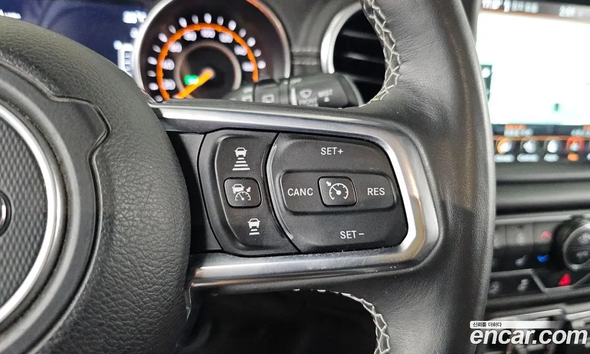 Jeep Wrangler 2019 2.0 автомат (гидро), фото 18 Jeep Wrangler 2019 2.0 автомат (гидро), фото 18