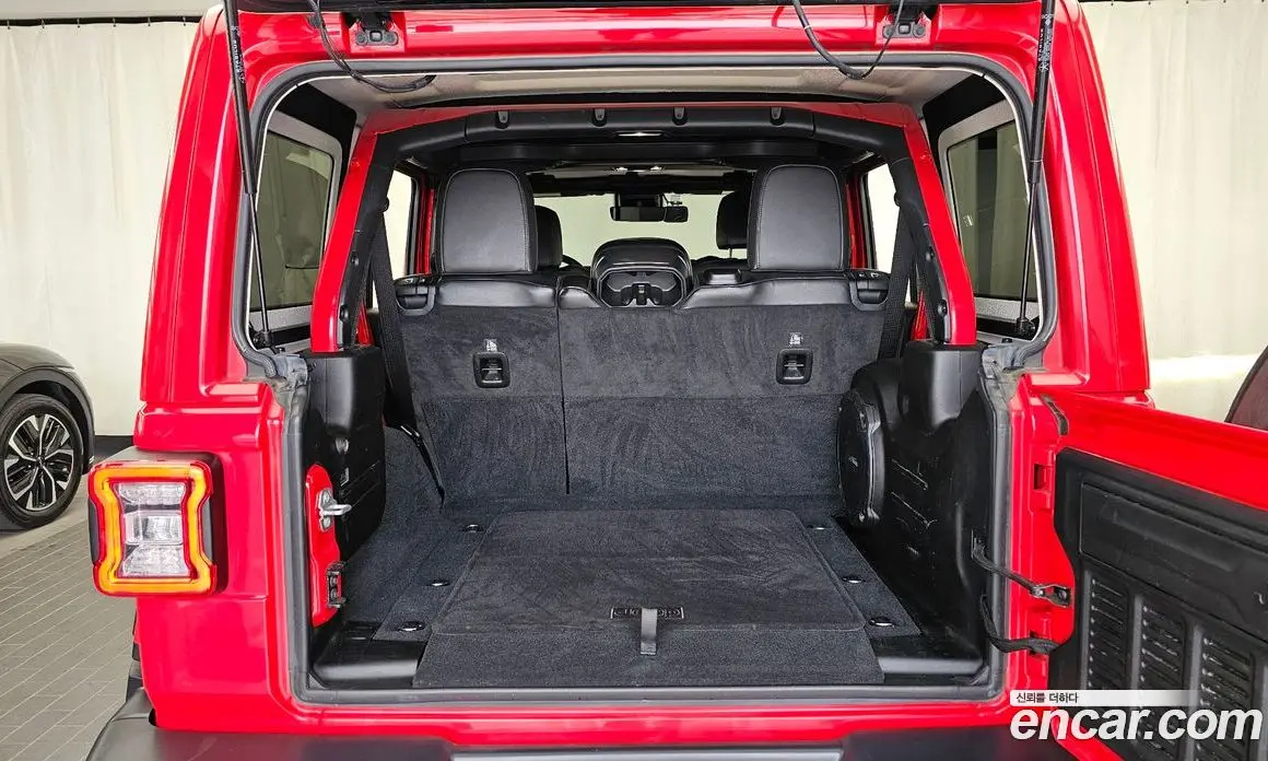 Jeep Wrangler 2019 2.0 автомат (гидро), фото 20 Jeep Wrangler 2019 2.0 автомат (гидро), фото 20