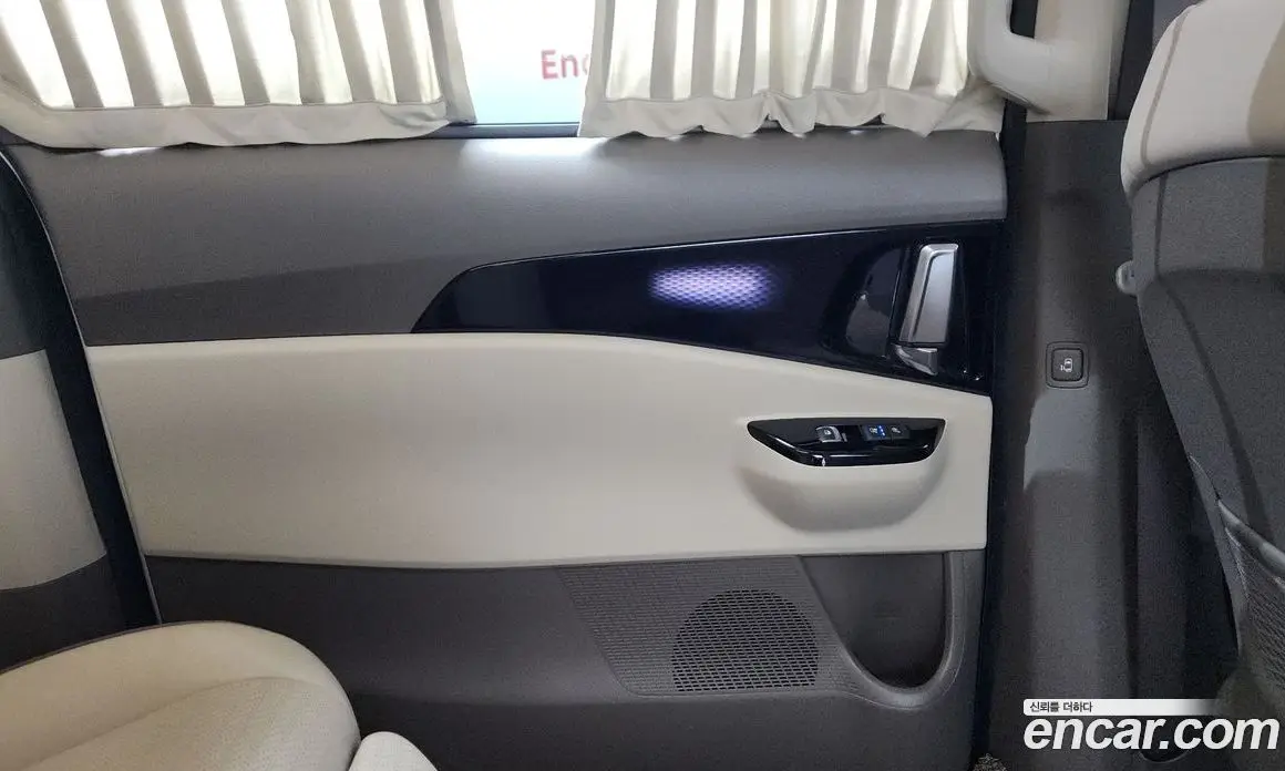 Kia Carnival 2021 3.5 автомат (гидро), фото 15 Kia Carnival 2021 3.5 автомат (гидро), фото 15