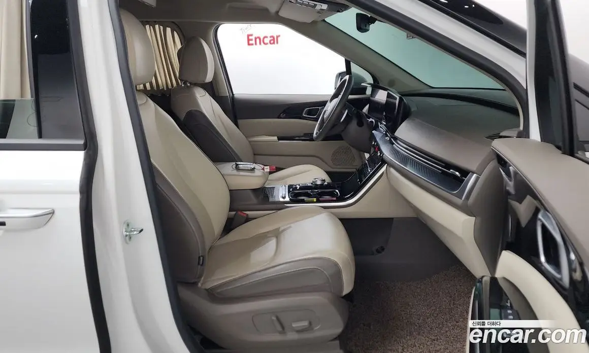 Kia Carnival 2021 3.5 автомат (гидро), фото 16 Kia Carnival 2021 3.5 автомат (гидро), фото 16