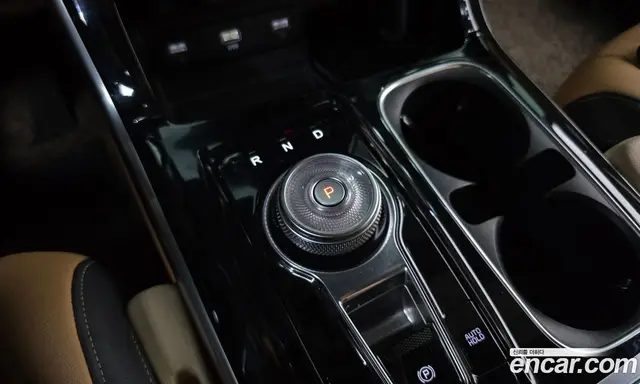Kia Carnival 2023 3.5 автомат (гидро), миниатюра 9 Kia Carnival 2023 3.5 автомат (гидро), миниатюра 9