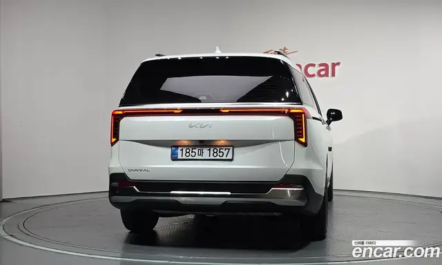Kia Carnival 2025 2.2 автомат (гидро), миниатюра 3