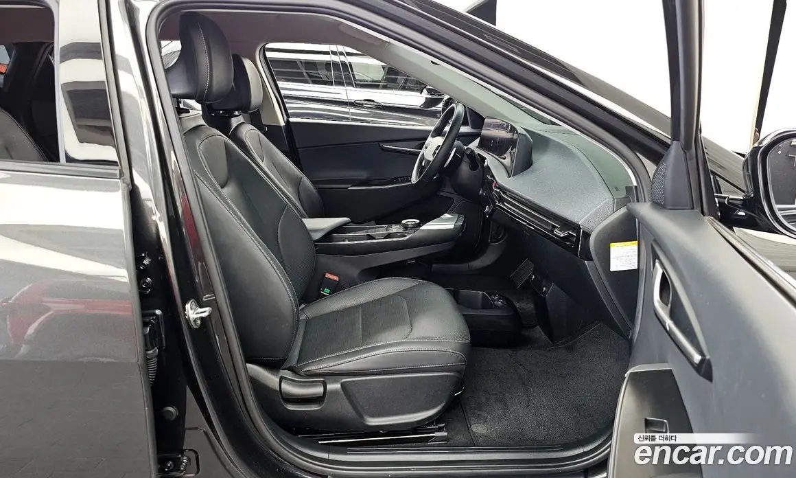 Kia EV6 2022 0.1 автомат (гидро), фото 17 Kia EV6 2022 0.1 автомат (гидро), фото 17