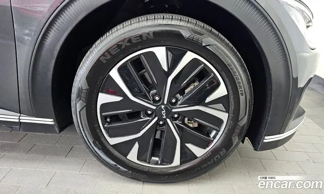 Kia EV6 2022 0.1 автомат (гидро), миниатюра 7 Kia EV6 2022 0.1 автомат (гидро), миниатюра 7