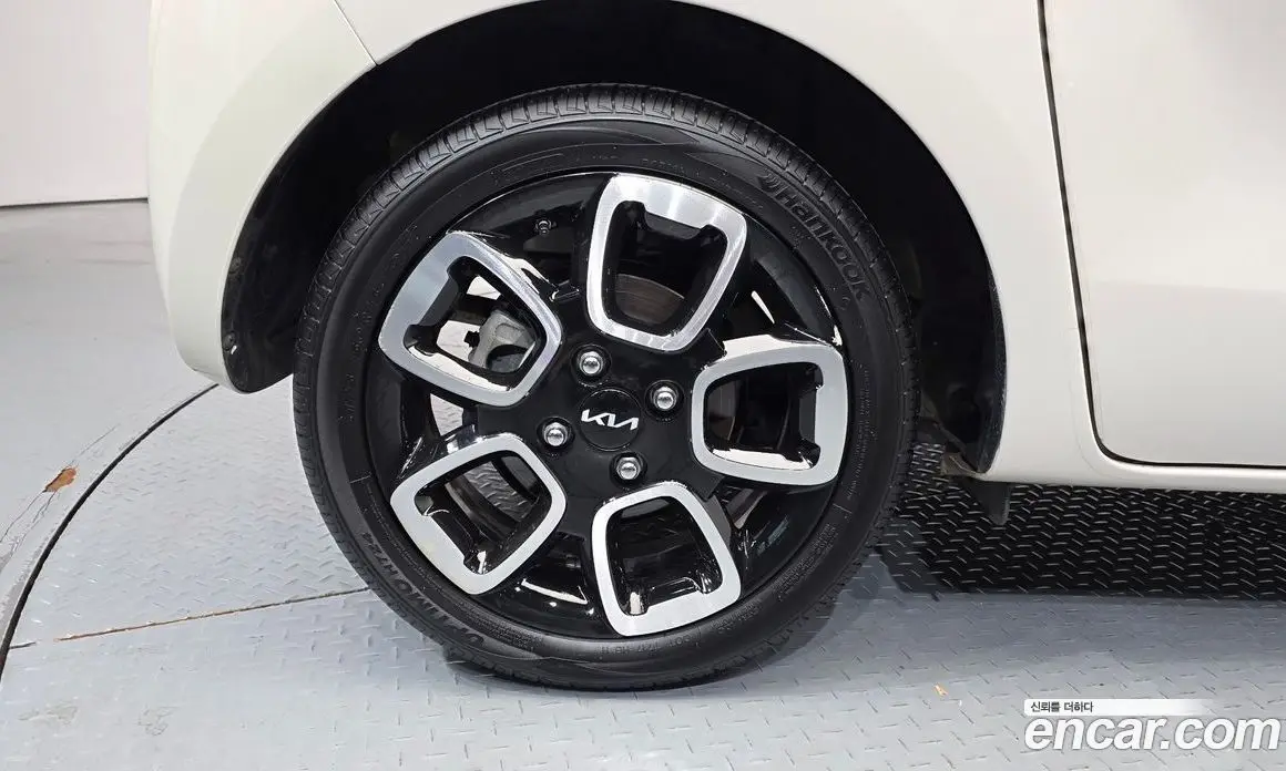 Kia Ray 2022 1.0 автомат (гидро), фото 7