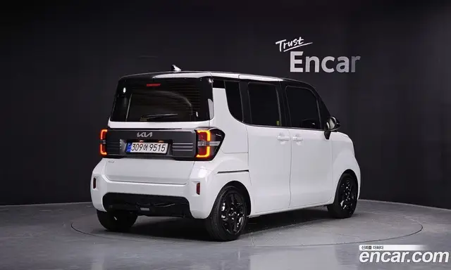 Kia Ray 2025 1.0 автомат (гидро), миниатюра 1 Kia Ray 2025 1.0 автомат (гидро), миниатюра 1