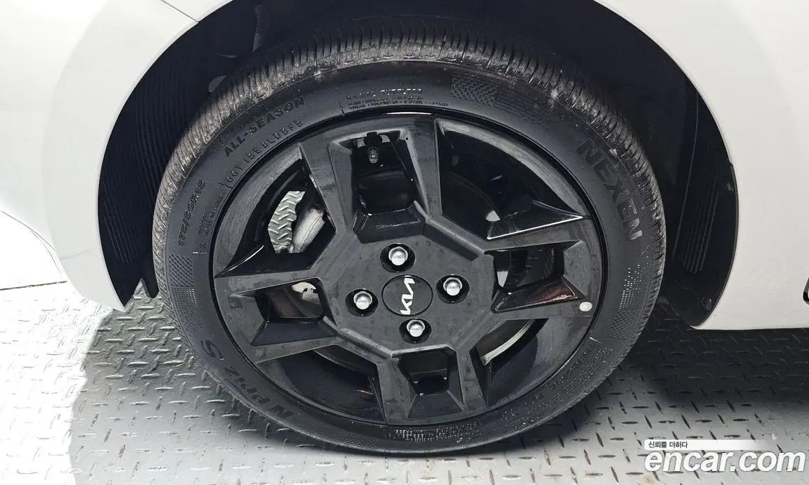Kia Ray 2025 1.0 автомат (гидро), фото 4 Kia Ray 2025 1.0 автомат (гидро), фото 4