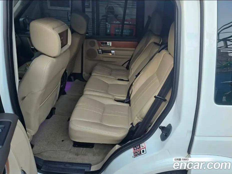 Land Rover Discovery 2015 3.0 автомат (гидро), фото 14 Land Rover Discovery 2015 3.0 автомат (гидро), фото 14
