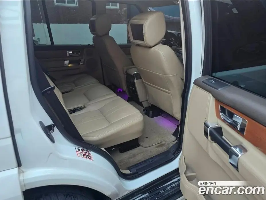 Land Rover Discovery 2015 3.0 автомат (гидро), фото 15 Land Rover Discovery 2015 3.0 автомат (гидро), фото 15