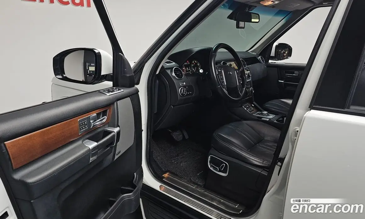 Land Rover Discovery 2016 3.0 автомат (гидро), фото 12 Land Rover Discovery 2016 3.0 автомат (гидро), фото 12