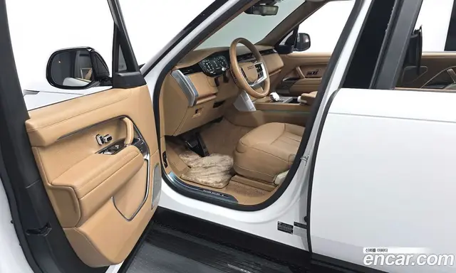 Land Rover Range Rover 2025 4.4 автомат (гидро), миниатюра 10 Land Rover Range Rover 2025 4.4 автомат (гидро), миниатюра 10