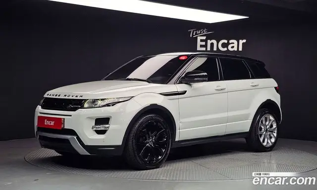 Land Rover Range Rover Evoque 2013 2.2 автомат (гидро), миниатюра 1 Land Rover Range Rover Evoque 2013 2.2 автомат (гидро), миниатюра 1