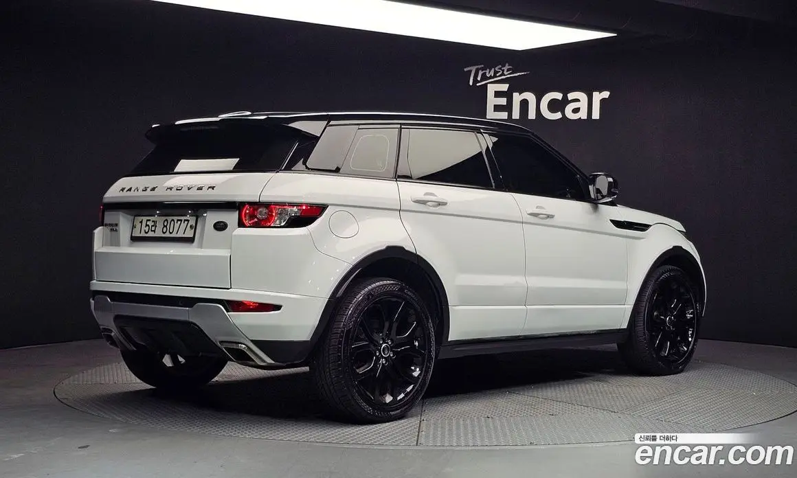 Land Rover Range Rover Evoque 2013 2.2 автомат (гидро), фото 2 Land Rover Range Rover Evoque 2013 2.2 автомат (гидро), фото 2