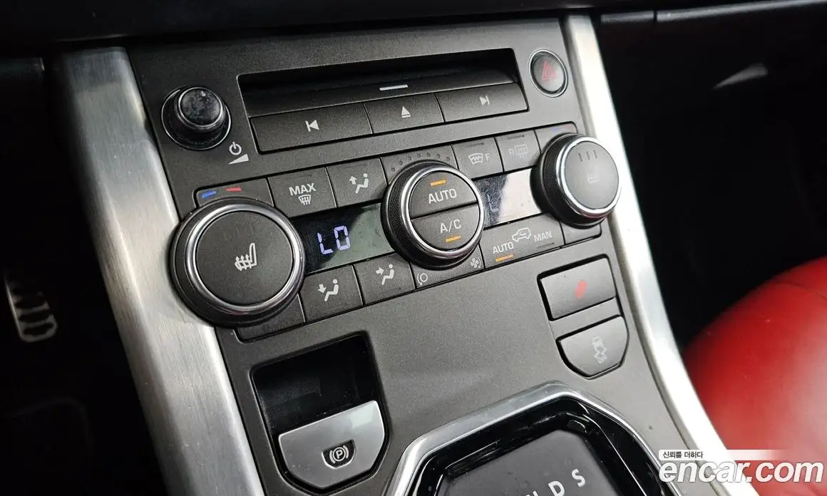 Land Rover Range Rover Evoque 2013 2.2 автомат (гидро), фото 15 Land Rover Range Rover Evoque 2013 2.2 автомат (гидро), фото 15