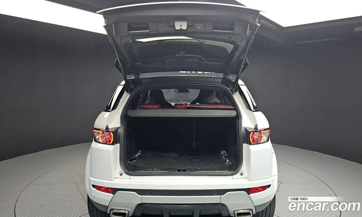 Land Rover Range Rover Evoque 2013 2.2 автомат (гидро), фото 20 Land Rover Range Rover Evoque 2013 2.2 автомат (гидро), фото 20