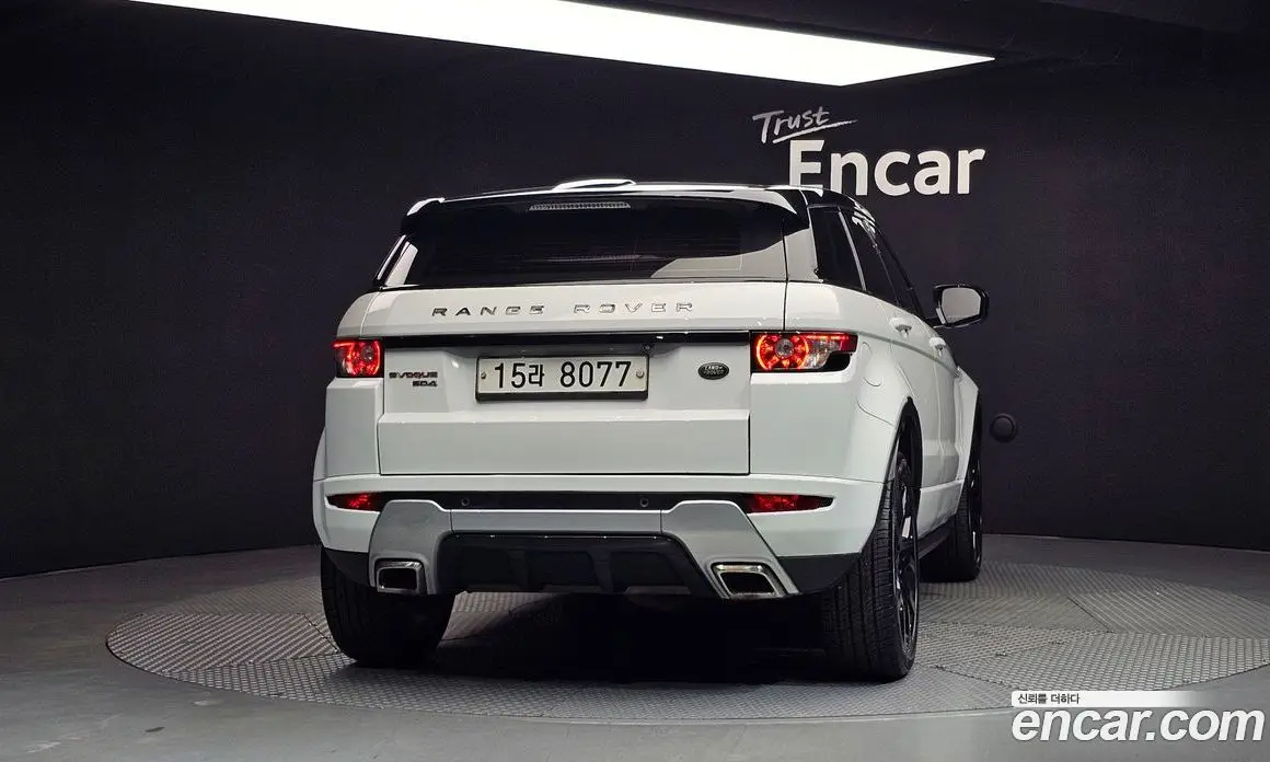 Land Rover Range Rover Evoque 2013 2.2 автомат (гидро), фото 4 Land Rover Range Rover Evoque 2013 2.2 автомат (гидро), фото 4
