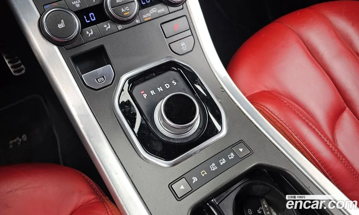 Land Rover Range Rover Evoque 2013 2.2 автомат (гидро), фото 9 Land Rover Range Rover Evoque 2013 2.2 автомат (гидро), фото 9