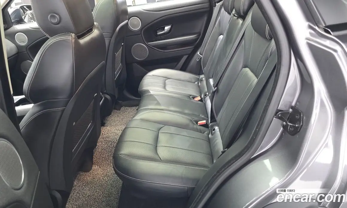 Land Rover Range Rover Evoque 2018 2.0 автомат (гидро), фото 18 Land Rover Range Rover Evoque 2018 2.0 автомат (гидро), фото 18
