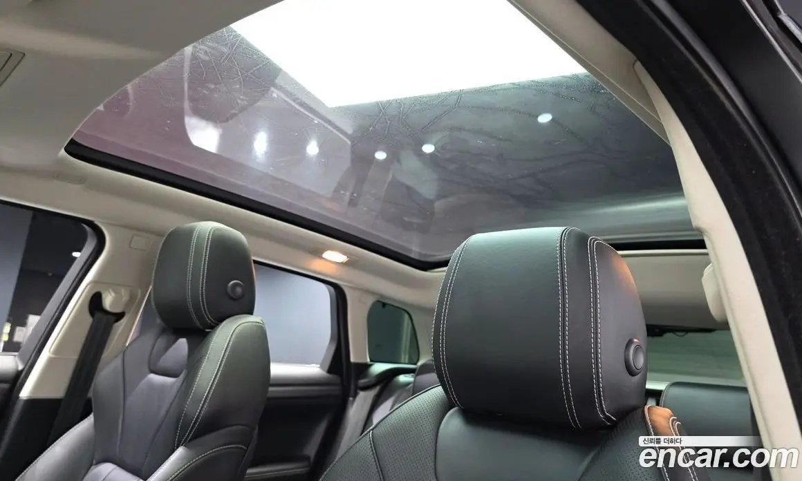 Land Rover Range Rover Evoque 2018 2.0 автомат (гидро), фото 24 Land Rover Range Rover Evoque 2018 2.0 автомат (гидро), фото 24
