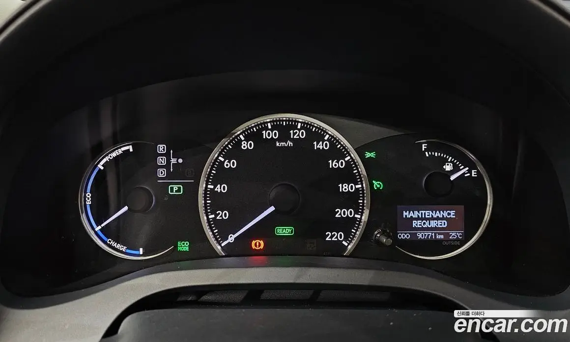 Lexus CT200h 2015 1.8 автомат (гидро), фото 8 Lexus CT200h 2015 1.8 автомат (гидро), фото 8