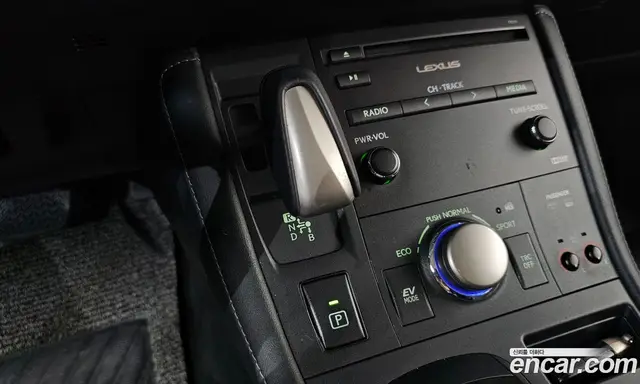 Lexus CT200h 2015 1.8 автомат (гидро), миниатюра 9 Lexus CT200h 2015 1.8 автомат (гидро), миниатюра 9