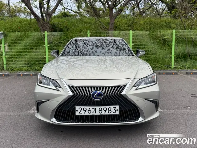 Lexus ES 2020 2.5 автомат (гидро), миниатюра 3 Lexus ES 2020 2.5 автомат (гидро), миниатюра 3