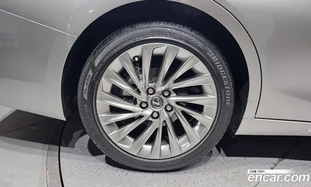 Lexus ES 2025 2.5 автомат (гидро), миниатюра 5 Lexus ES 2025 2.5 автомат (гидро), миниатюра 5