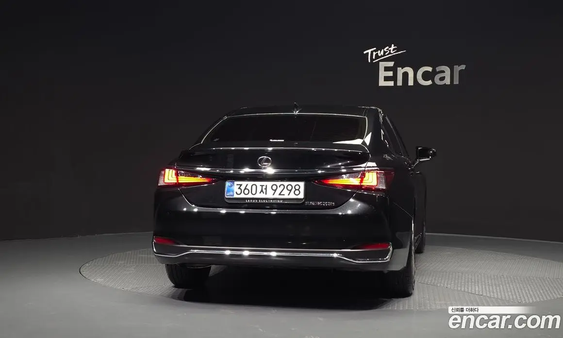 Lexus ES 2025 2.5 автомат (гидро), фото 4 Lexus ES 2025 2.5 автомат (гидро), фото 4